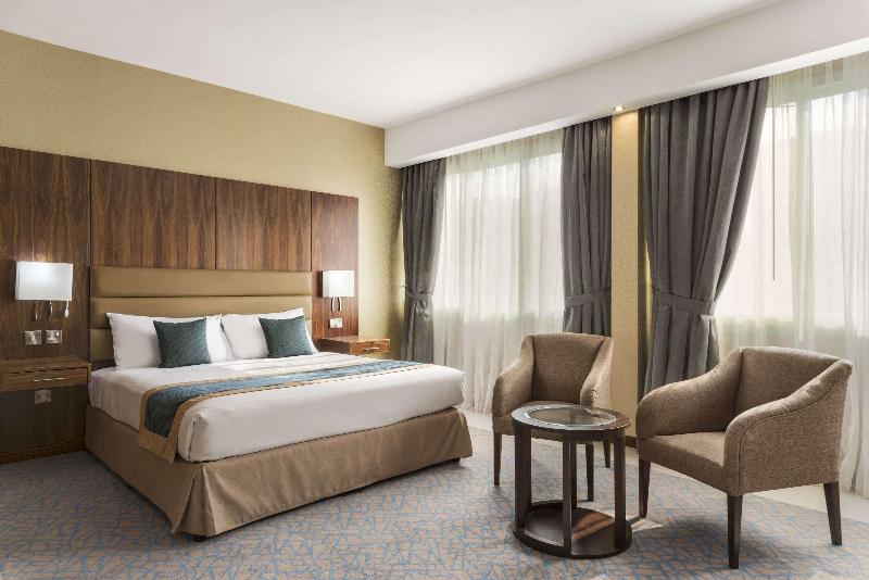 Howard Johnson Hotel Abu Dhabi - Oda