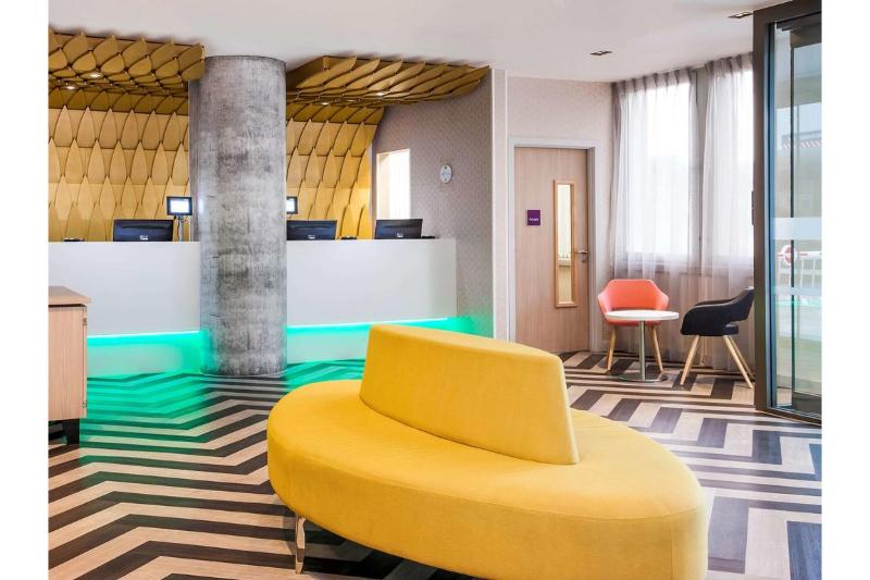ibis Styles London Heathrow Airport - Lobi