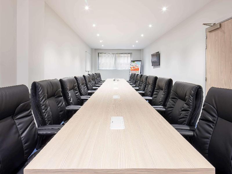 ibis Styles London Heathrow Airport - Toplantı