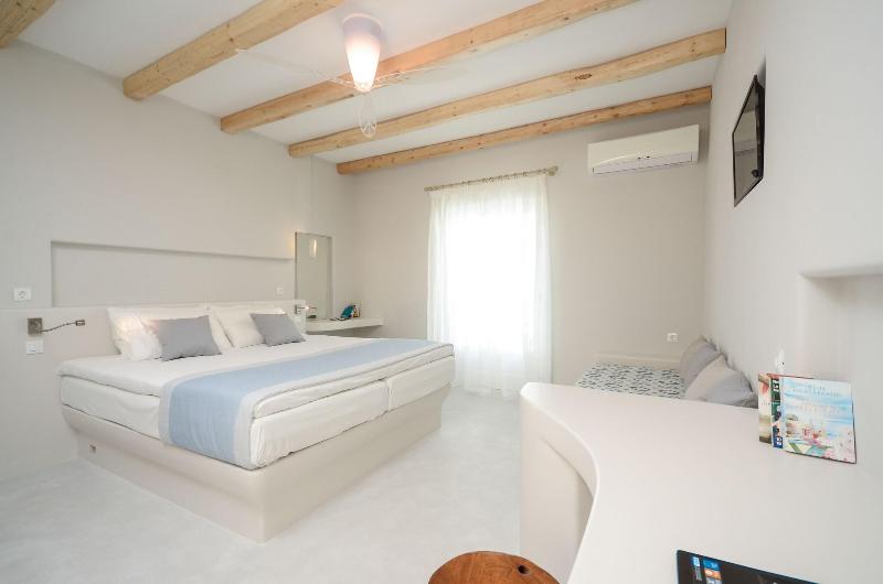 Antony Suites And Residences - Oda