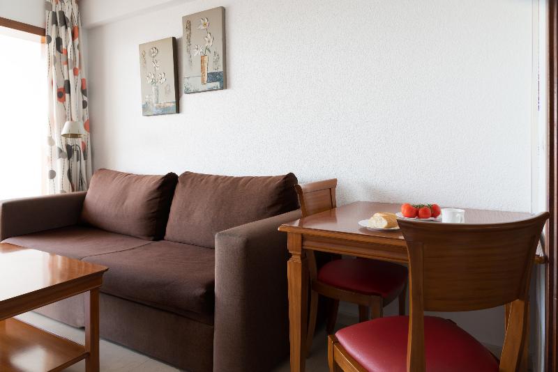 Apartamentos  Gemelos Beninter - Oda