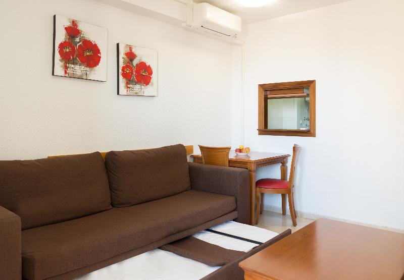 Apartamentos  Gemelos Beninter - Oda