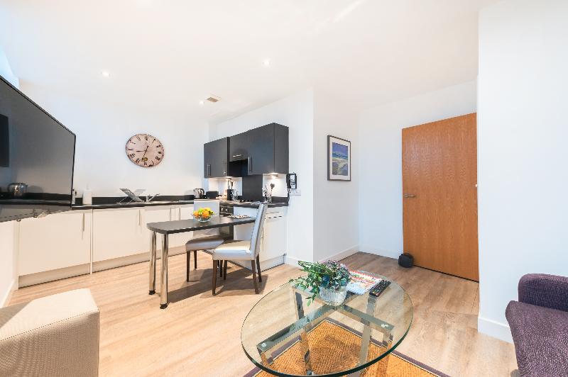BRAID APARTMENTS BY MANSLEY - Oda
