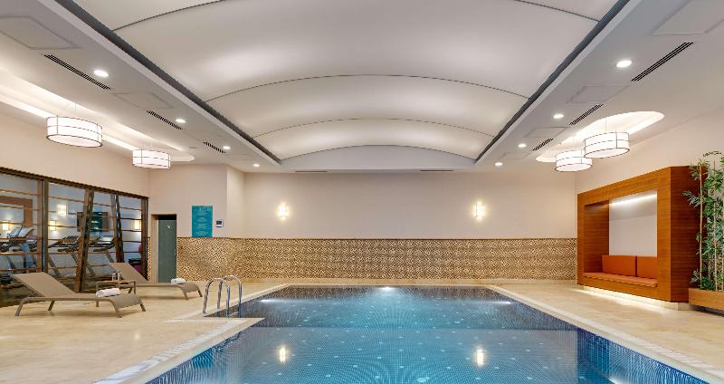 Doubletree By Hilton Van - Havuz