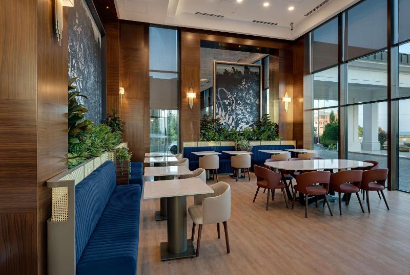 Doubletree By Hilton Van - Restoran