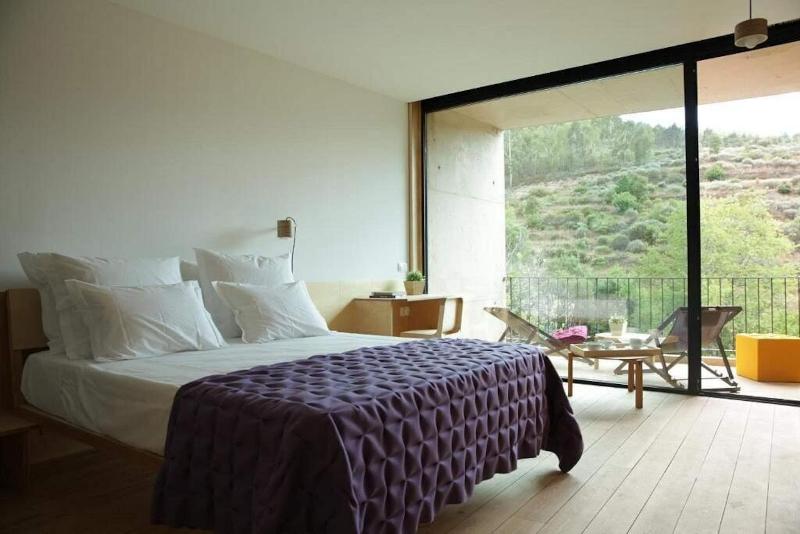 Colmeal Countryside Hotel - Oda