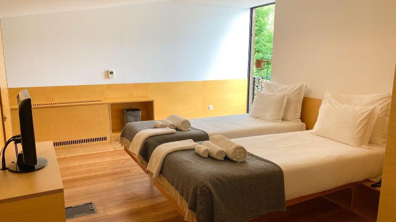 Colmeal Countryside Hotel - Oda