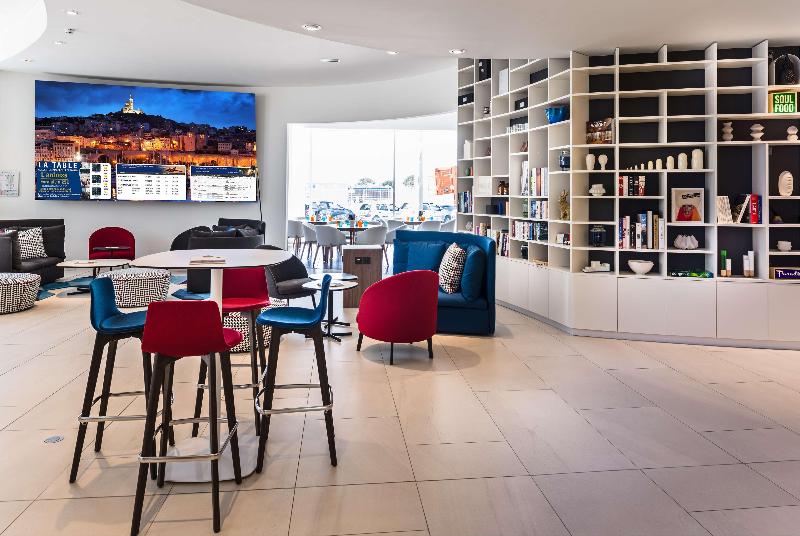 Golden Tulip Marseille Euromed - Lobi