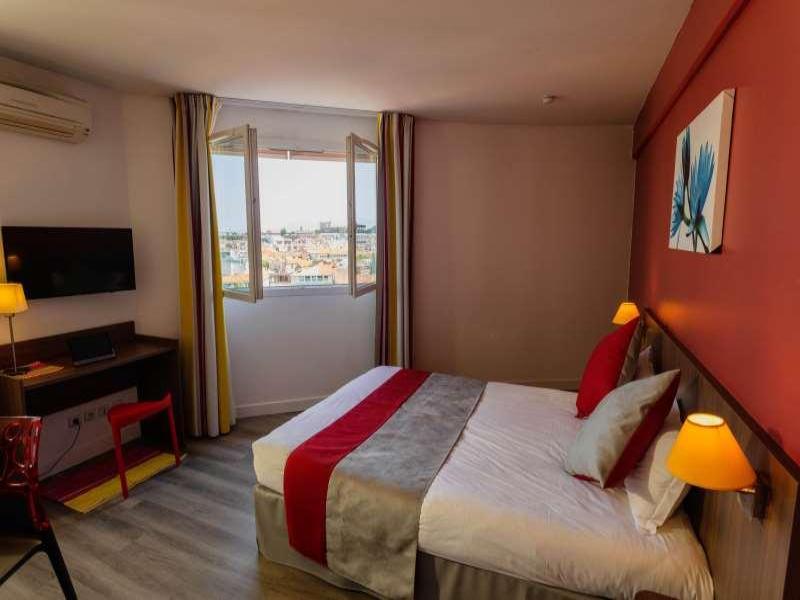 Appart-Hotel Mer & Golf City Perpignan Centre - Oda