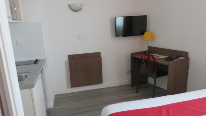 Appart-Hotel Mer & Golf City Perpignan Centre - Oda