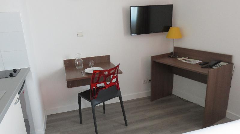 Appart-Hotel Mer & Golf City Perpignan Centre - Oda