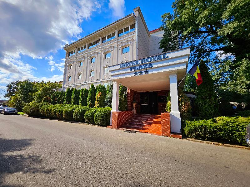Hotel Royal Plaza - Genel