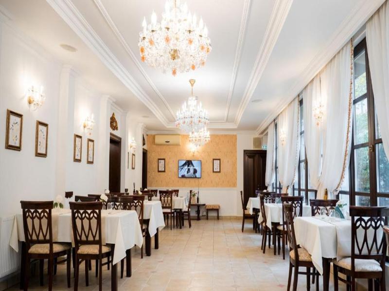 Hotel Royal Plaza - Genel