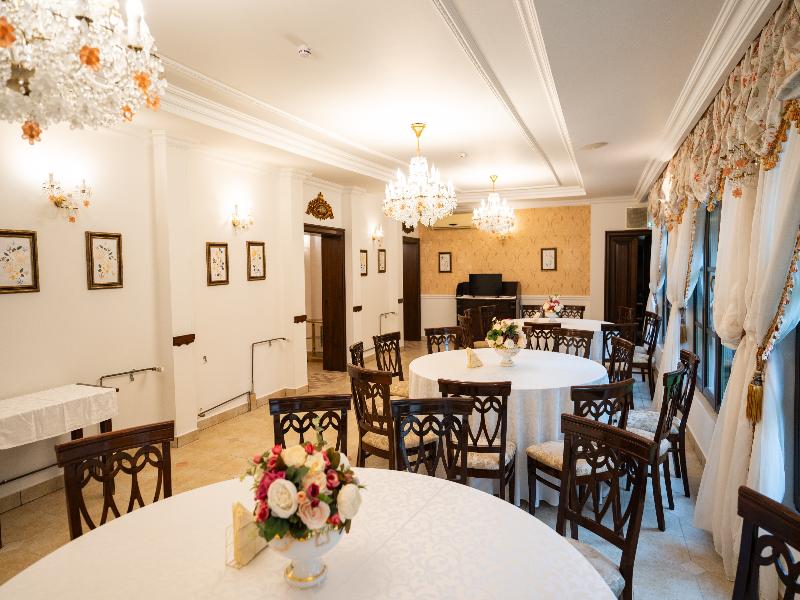Hotel Royal Plaza - Restoran