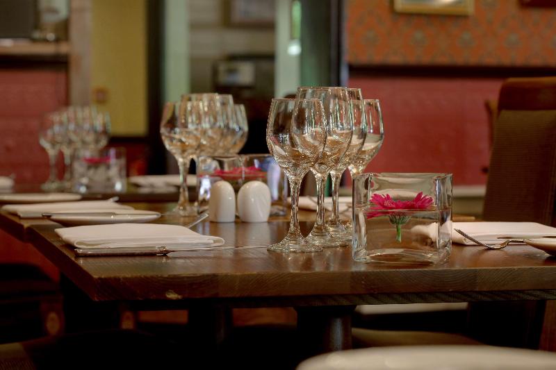 BEST WESTERN PLUS Grim's Dyke Hotel - Restoran