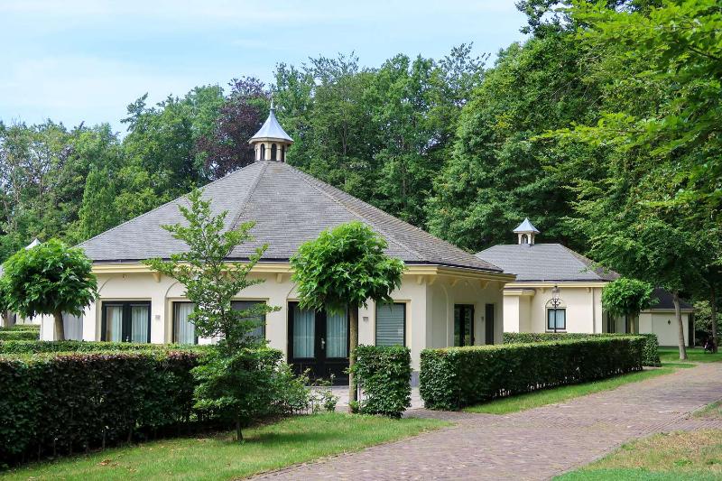 Kasteel De Vanenburg - Genel