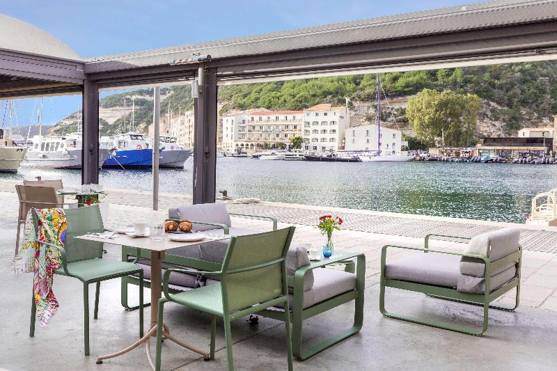 Best Western Hotel du Roy D'Aragon - Bar