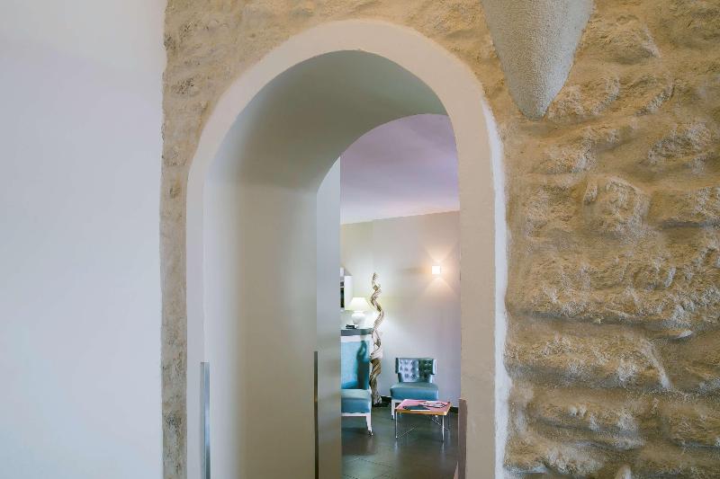 Best Western Hotel du Roy D'Aragon - Lobi