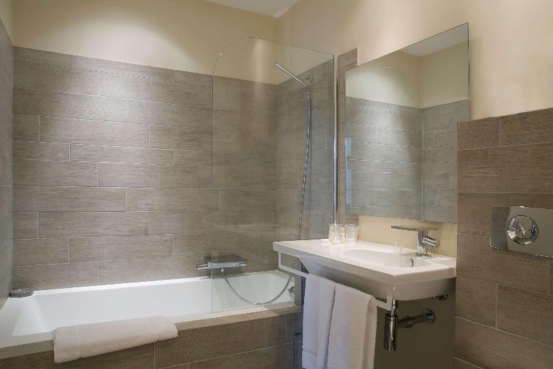 Best Western Hotel du Roy D'Aragon - Oda