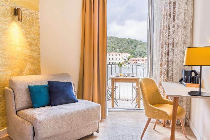 Best Western Hotel du Roy D'Aragon - Oda