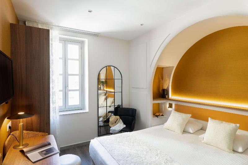 Best Western Hotel du Roy D'Aragon - Oda