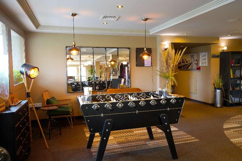 Best Western L'Atelier 117 - Lobi