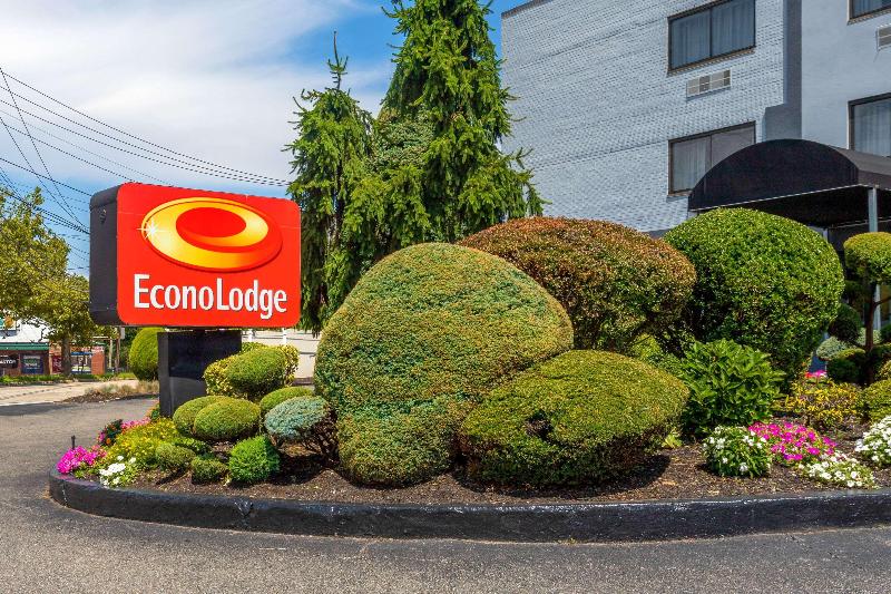 Econo Lodge Hicksville - Genel