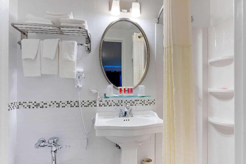Econo Lodge Hicksville - Oda