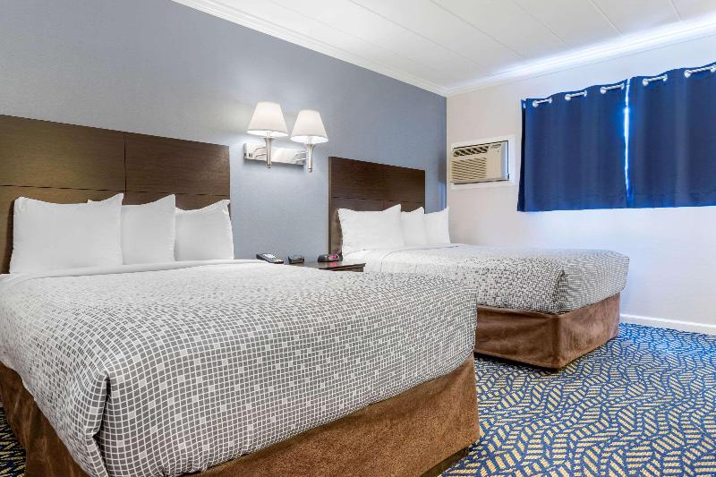 Econo Lodge Hicksville - Oda
