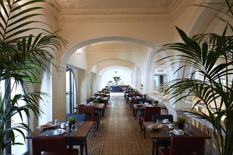 The Building - Restoran