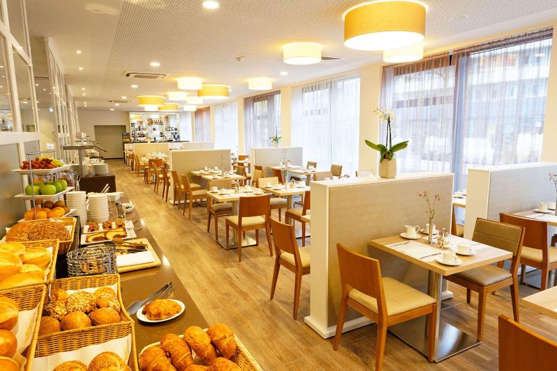GHOTEL hotel & living Essen - Restoran