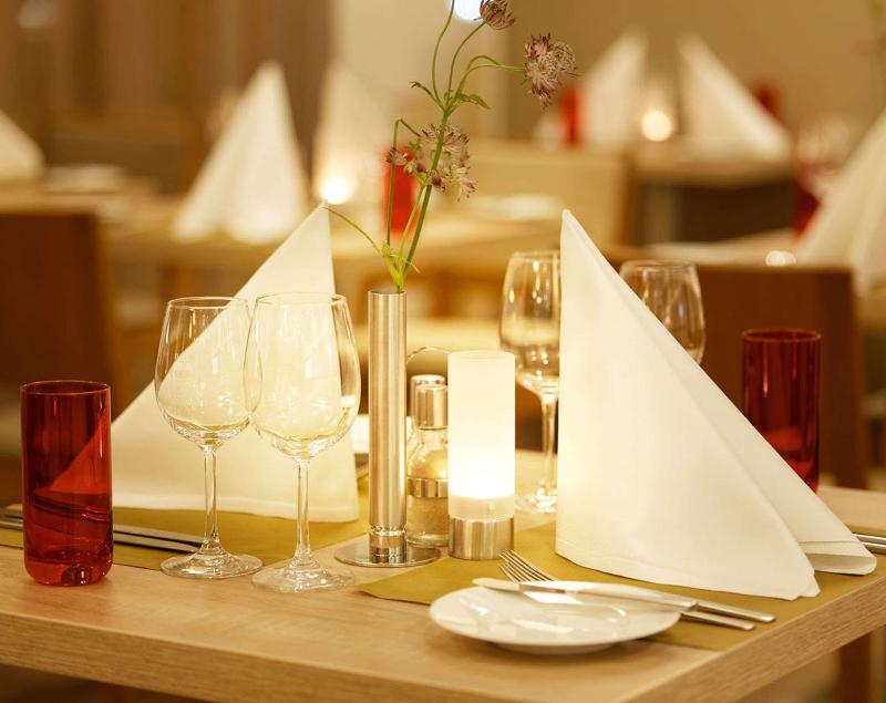 GHOTEL hotel & living Essen - Restoran