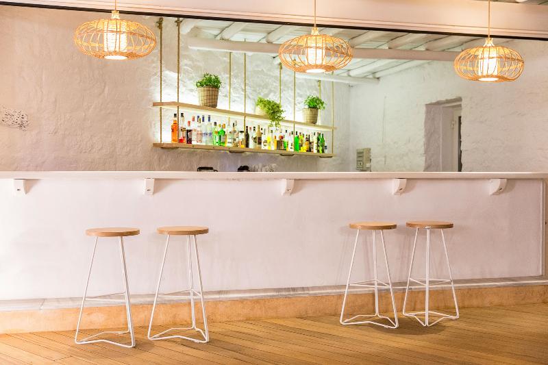 Osom Resort - Bar