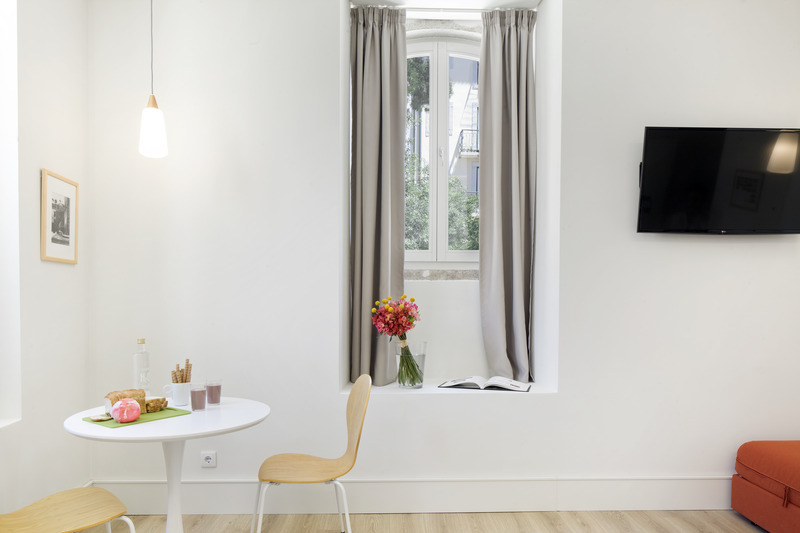 Lisbon Serviced Apartments - Ascensor da Bica - Oda
