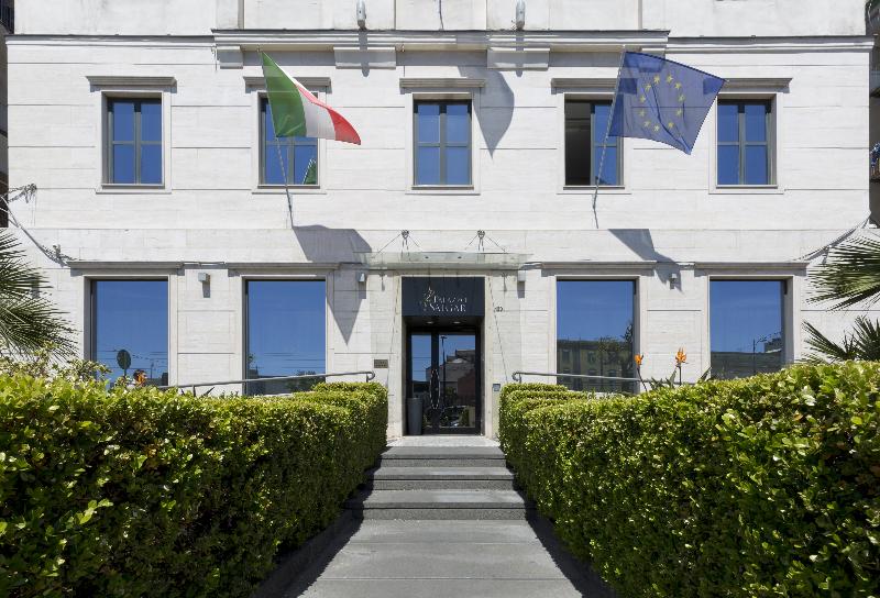 Palazzo Salgar - Genel