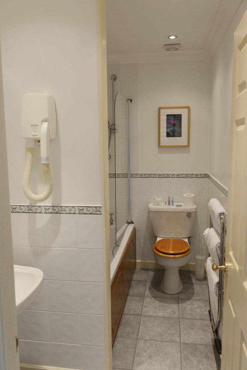 Inch Hotel - Oda