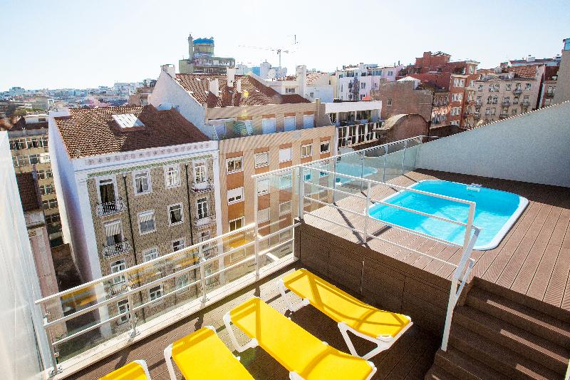 3K Madrid - Havuz