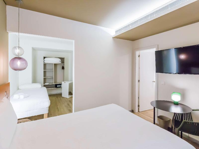 Ibis Styles Lisboa Centro Marquês De Pombal - Oda