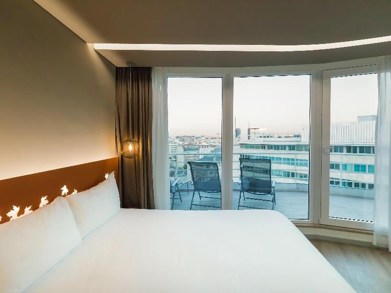 Ibis Styles Lisboa Centro Marquês De Pombal - Oda