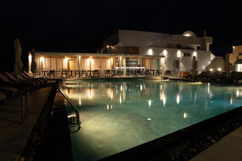 Serenita Luxury Suites - Bar