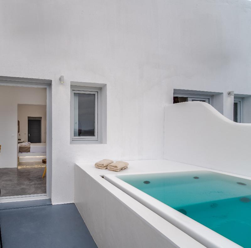 Serenita Luxury Suites - Oda