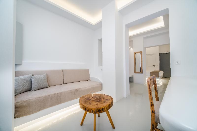 Serenita Luxury Suites - Oda