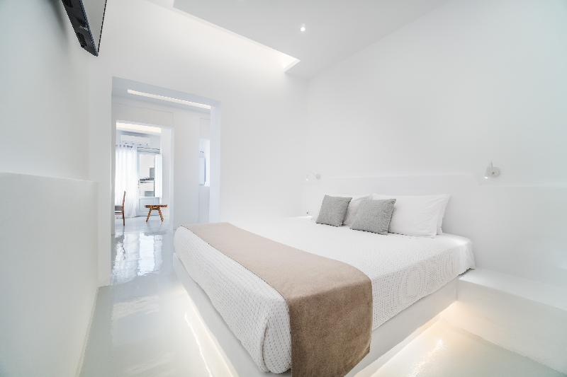 Serenita Luxury Suites - Oda