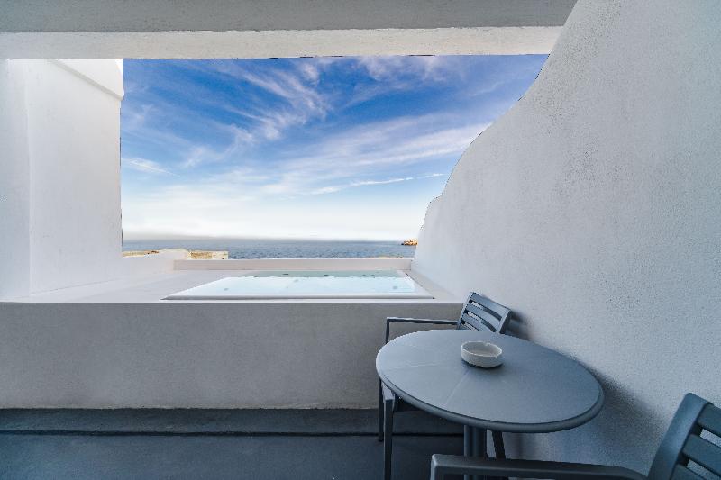 Serenita Luxury Suites - Oda