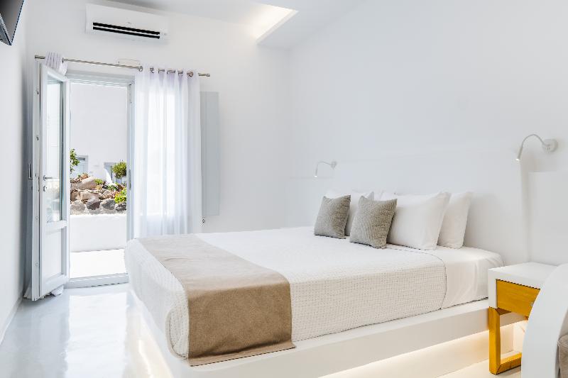 Serenita Luxury Suites - Oda