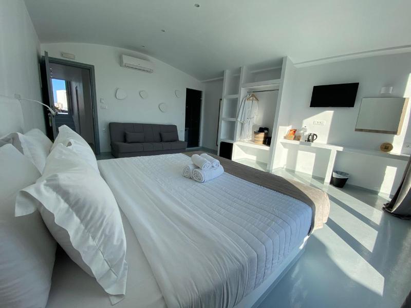 Serenita Luxury Suites - Oda
