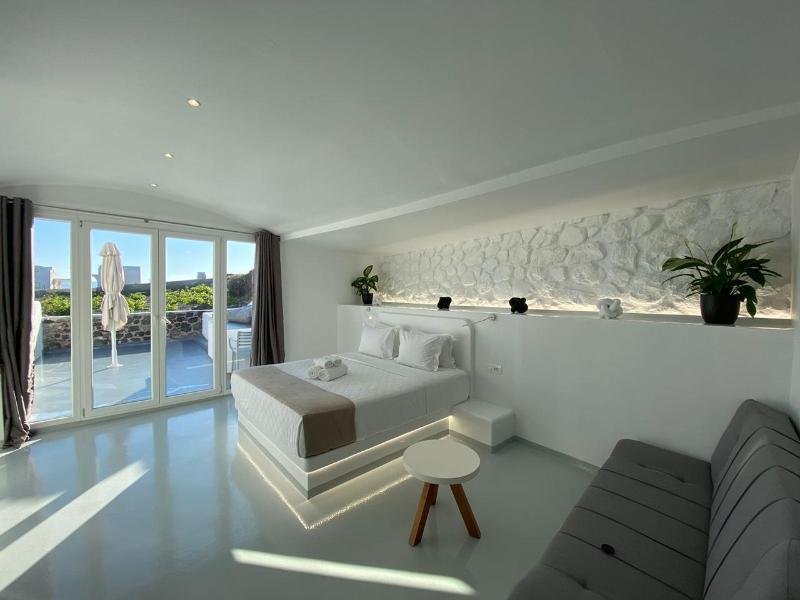 Serenita Luxury Suites - Oda