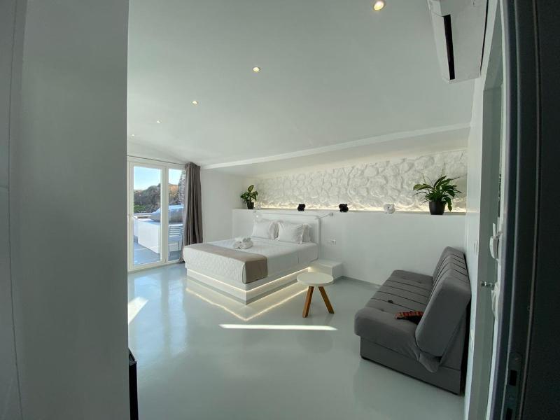 Serenita Luxury Suites - Oda