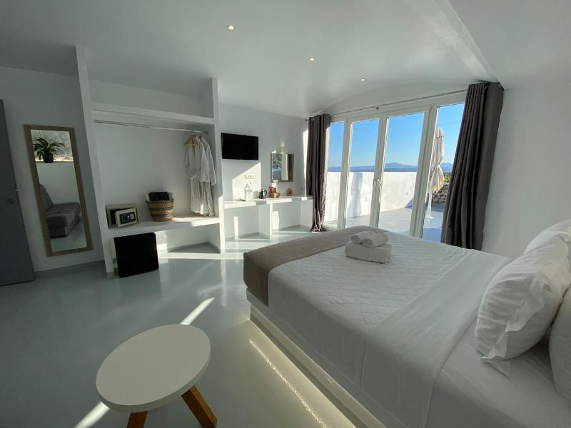 Serenita Luxury Suites - Oda