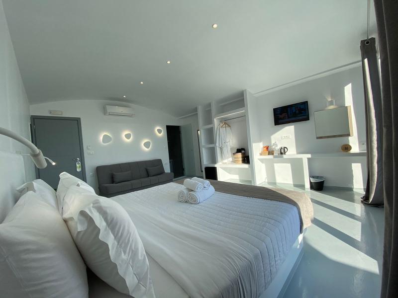 Serenita Luxury Suites - Oda